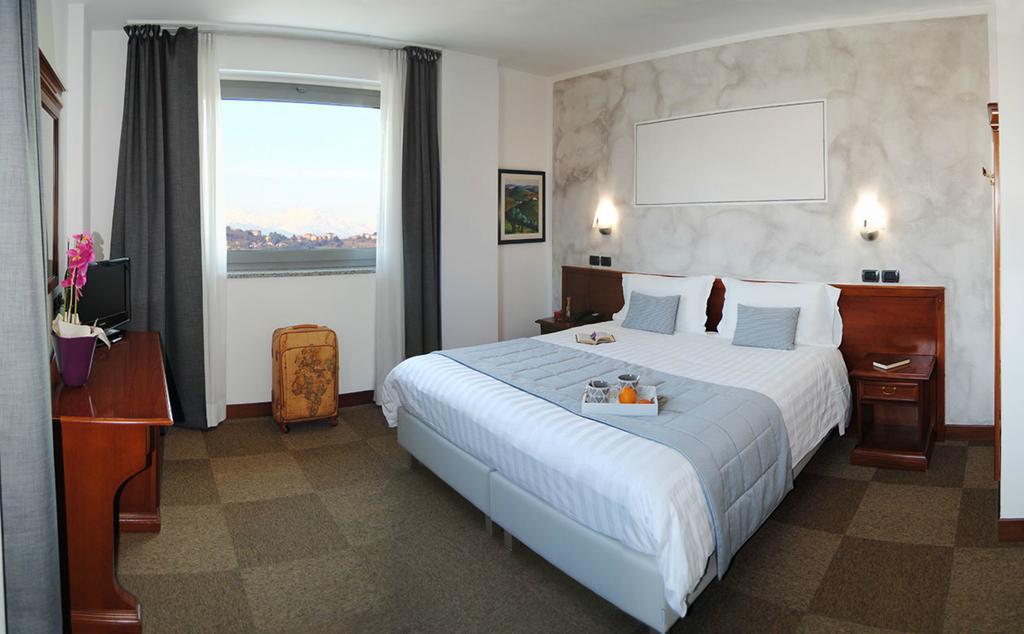 Hotel Medea (Adults Only) Alba  Exteriér fotografie